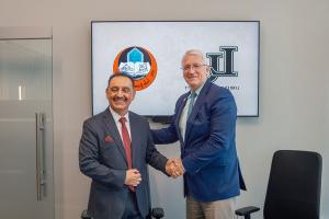 University of Mosul 总统 Visits Lindenwood